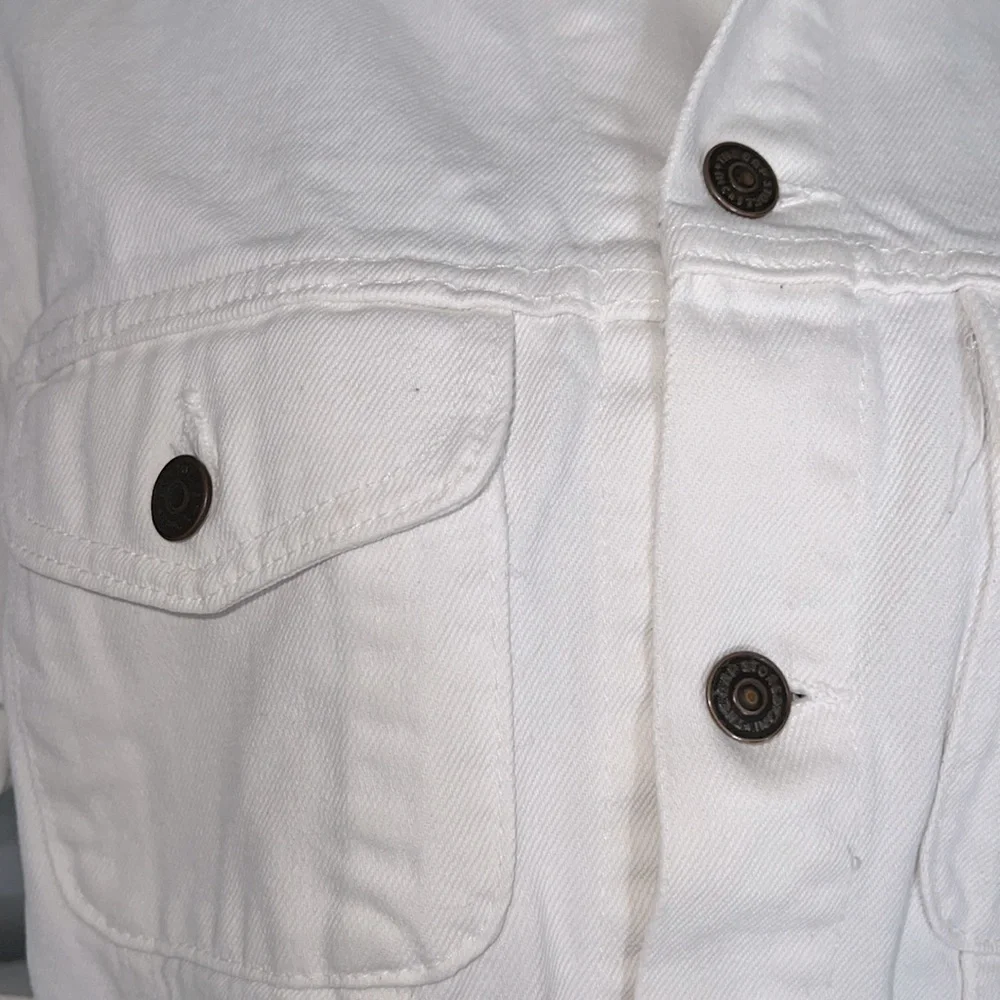90s THE GAP White Denim Jacket - Picture 5 of 6